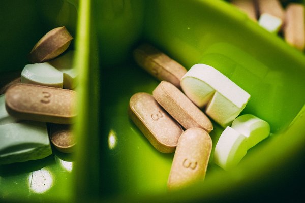 Les aliments et les compléments alimentaires pour des cheveux en bonne santé